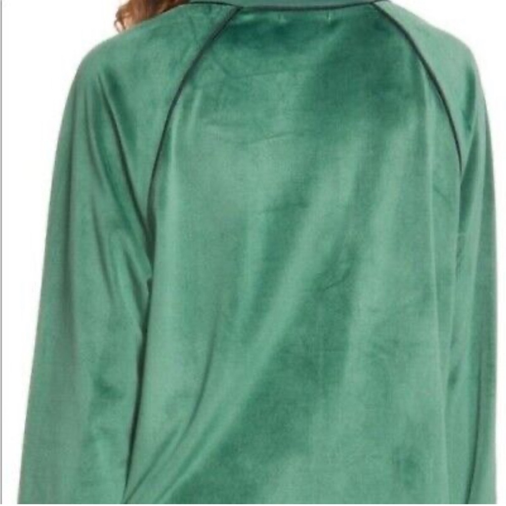NWT. Nordstrom Velvet Top. - Picture 2 of 7